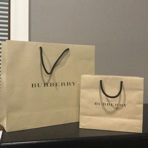 Burberry shopping bag